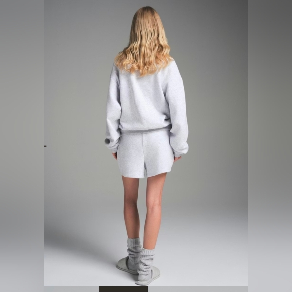 Skims Classic Crewneck Sweatshirt - Picture 2 of 8